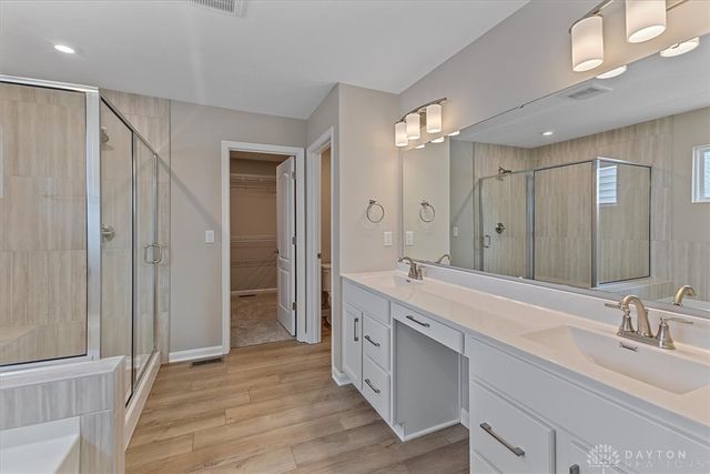 2623 Golden Leaf Drive, Beavercreek, OH 45431