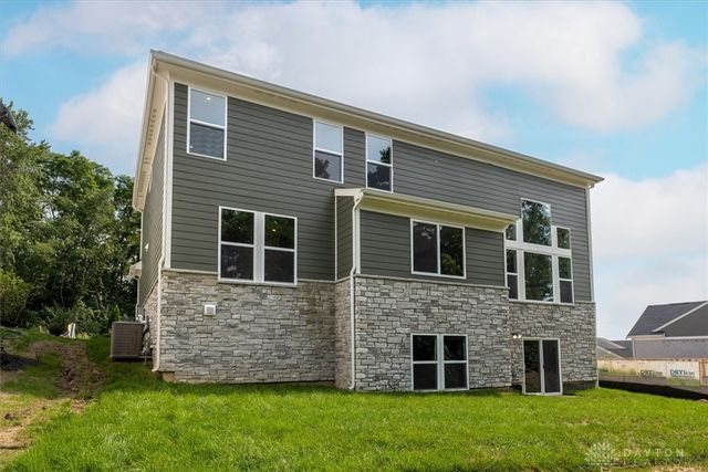 2623 Golden Leaf Drive, Beavercreek, OH 45431