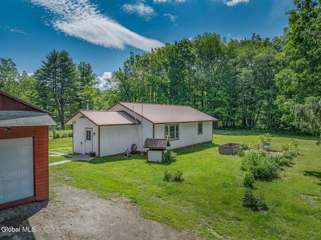 972 Turnpike Road, Cambridge, NY 12816