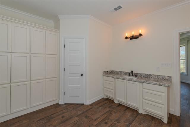 7955 Farrah Street, Beaumont, TX 77707