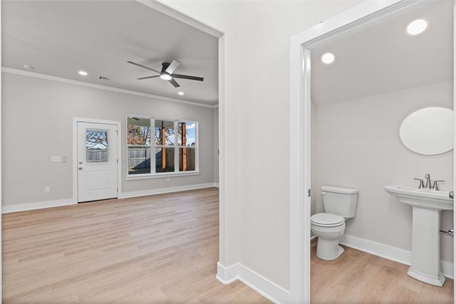 936 S Liberty Drive, Fayetteville, AR 72701