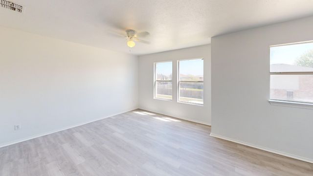 6031 Susanna Drive, Grand Prairie, TX 75052