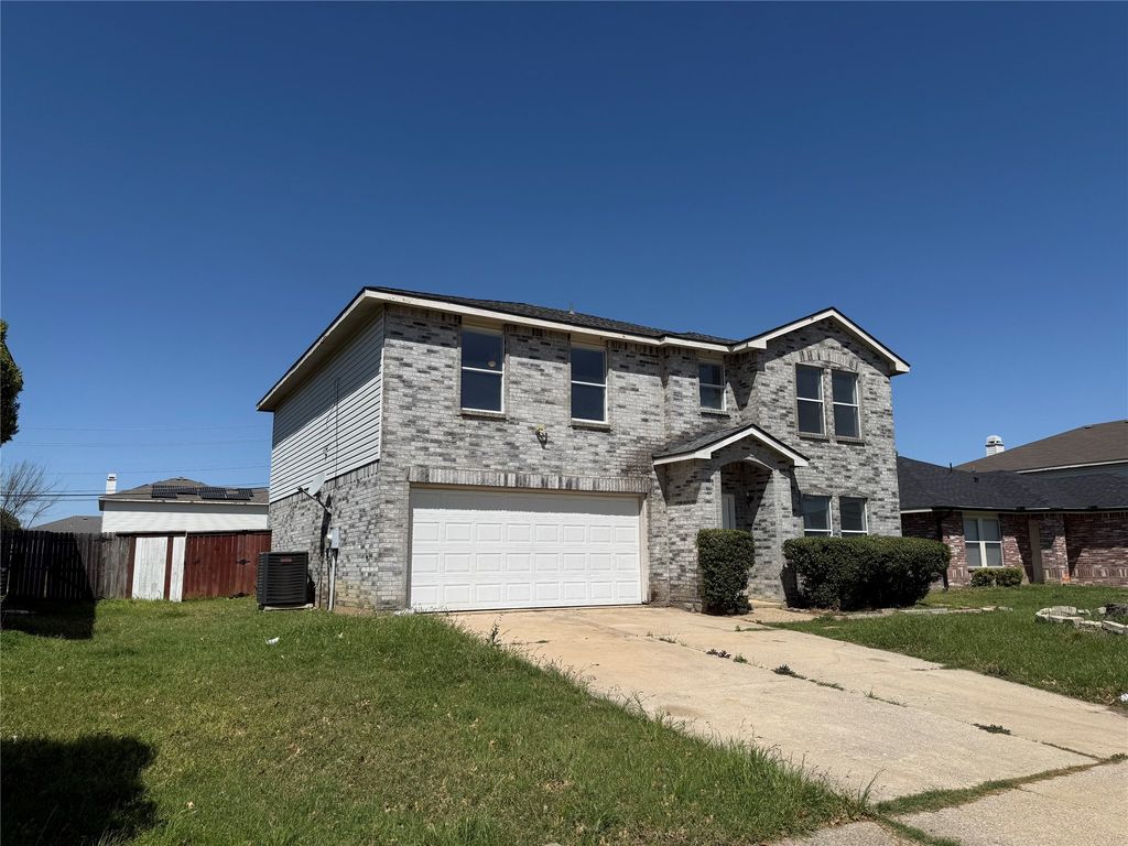 6031 Susanna Drive, Grand Prairie, TX 75052