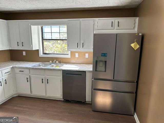 880 Five Forks Trickum Road, Lawrenceville, GA 30046