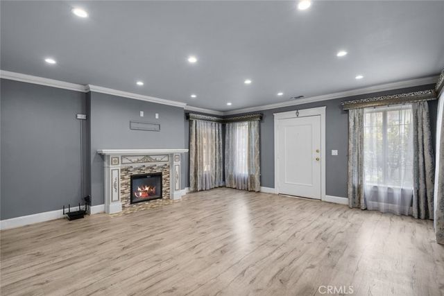 5322 Lemon Grove Avenue, Los Angeles, CA 90038