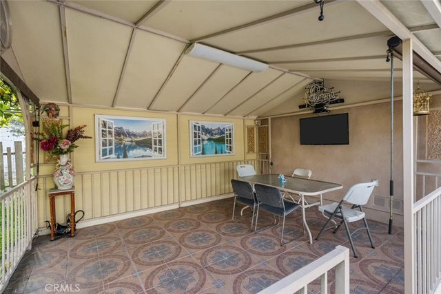 5322 Lemon Grove Avenue, Los Angeles, CA 90038