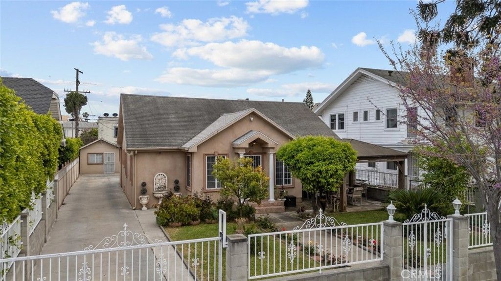 5322 Lemon Grove Avenue, Los Angeles, CA 90038