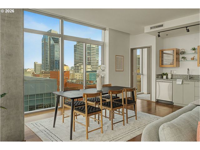 1221 Sw 10TH Ave 713, Portland, OR 97205