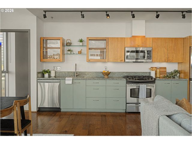 1221 Sw 10TH Ave 713, Portland, OR 97205