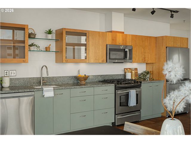 1221 Sw 10TH Ave 713, Portland, OR 97205