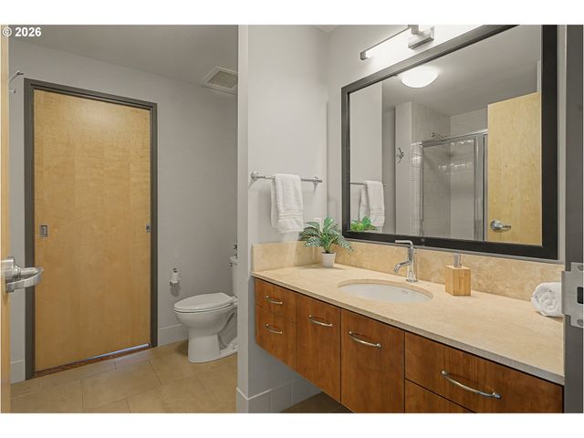 1221 Sw 10TH Ave 713, Portland, OR 97205