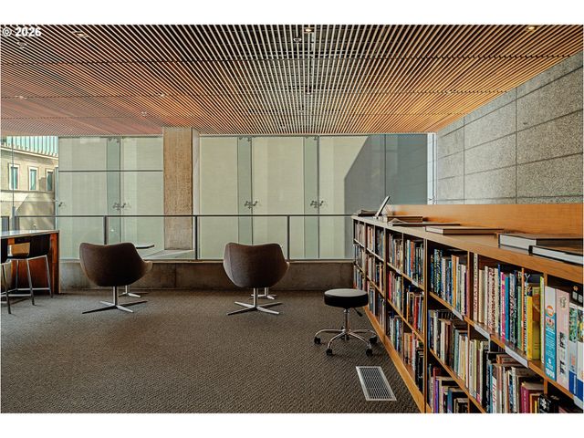 1221 Sw 10TH Ave 713, Portland, OR 97205