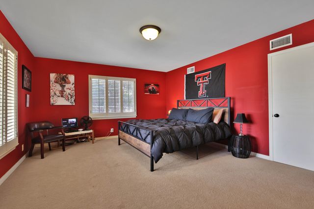 2901 19th Street, Lubbock, TX 79410