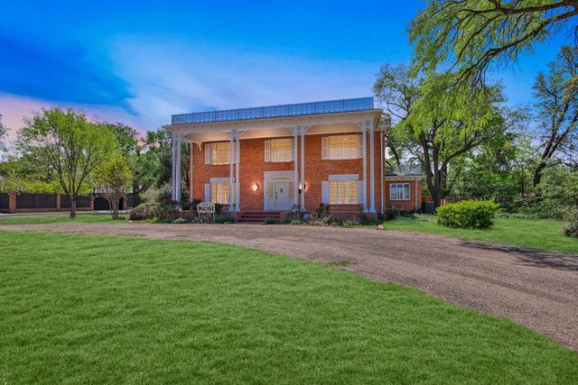 2901 19th Street, Lubbock, TX 79410