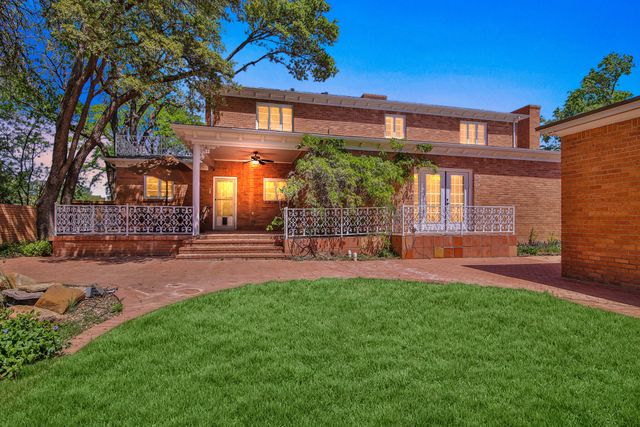2901 19th Street, Lubbock, TX 79410