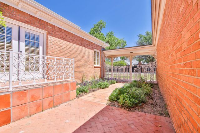 2901 19th Street, Lubbock, TX 79410