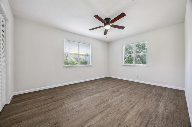 500 S 2nd ST B, Pflugerville, TX 78660