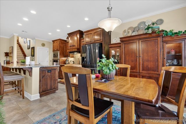 5711 Woodland Road, Bartlesville, OK 74006