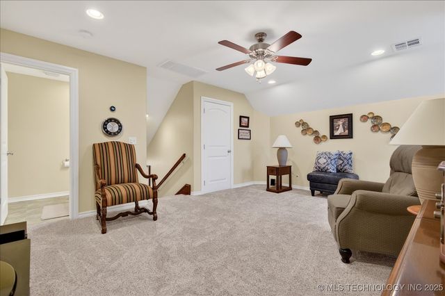 5711 Woodland Road, Bartlesville, OK 74006