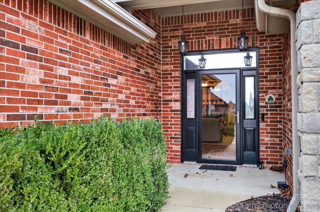 5711 Woodland Road, Bartlesville, OK 74006