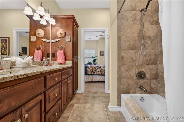 5711 Woodland Road, Bartlesville, OK 74006