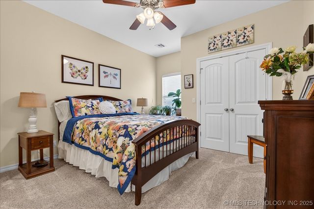 5711 Woodland Road, Bartlesville, OK 74006