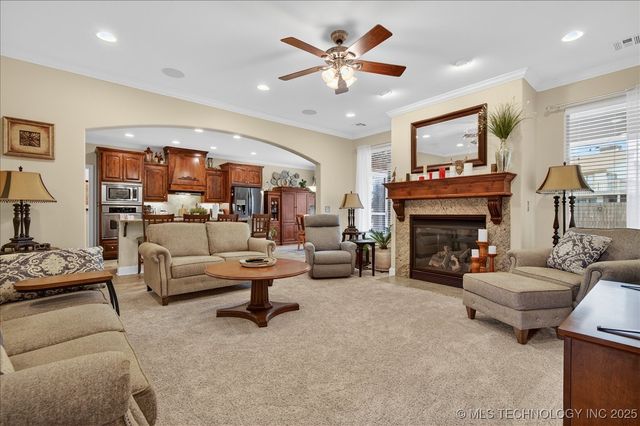 5711 Woodland Road, Bartlesville, OK 74006