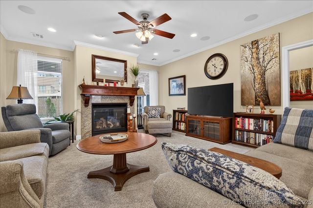 5711 Woodland Road, Bartlesville, OK 74006