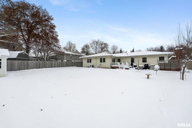 2530 37TH Avenue, Rock Island, IL 61201