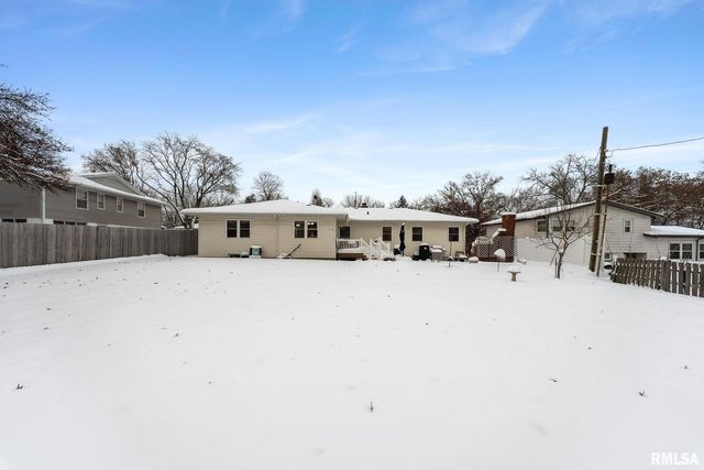 2530 37TH Avenue, Rock Island, IL 61201