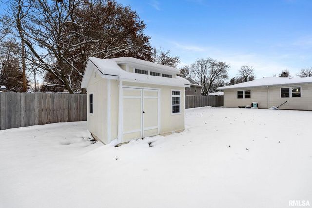 2530 37TH Avenue, Rock Island, IL 61201