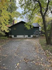 453 Lakeshore Boulevard, Norton Shores, MI 49444