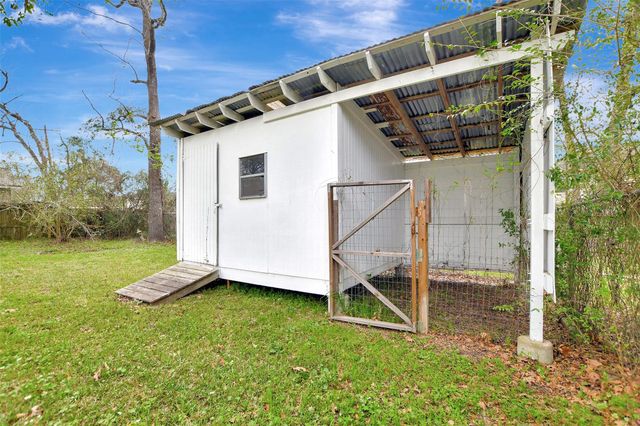 14018 Broken Arrow Drive, Willis, TX 77378