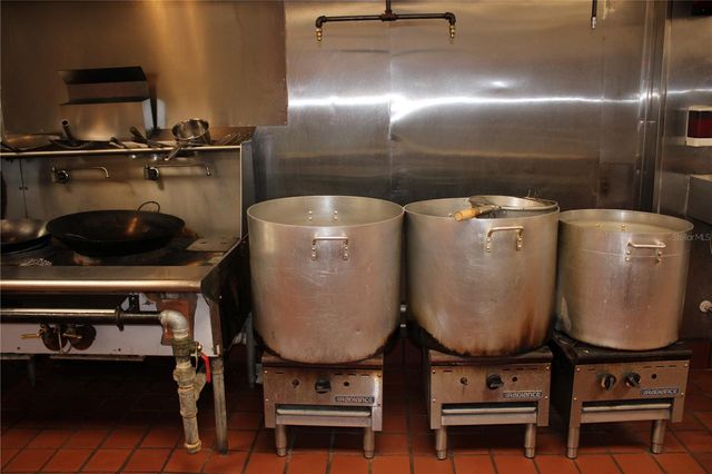 5399 COMMERCIAL WAY, Spring Hill, FL 34606