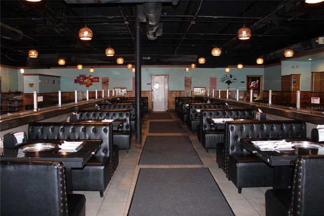 5399 COMMERCIAL WAY, Spring Hill, FL 34606