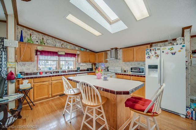 169 Whipporwill Drive, Beecher, IL 60401