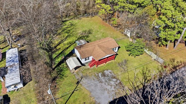 183 Mcdonald Drive, Rossville, GA 30741