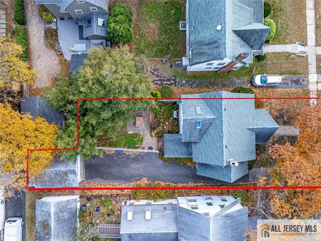 607 S 1st Avenue, Highland Park, NJ 08904