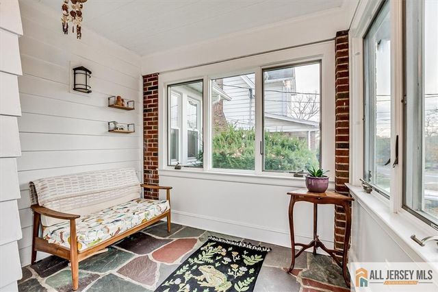 607 S 1st Avenue, Highland Park, NJ 08904