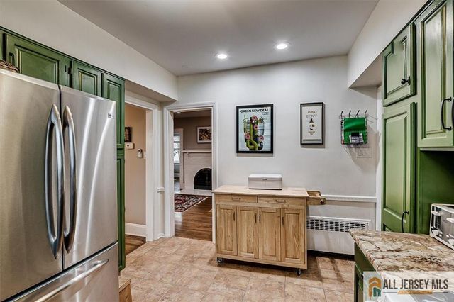 607 S 1st Avenue, Highland Park, NJ 08904