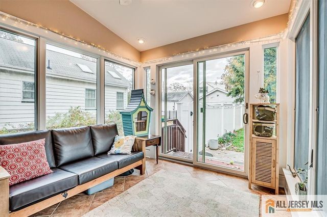 607 S 1st Avenue, Highland Park, NJ 08904