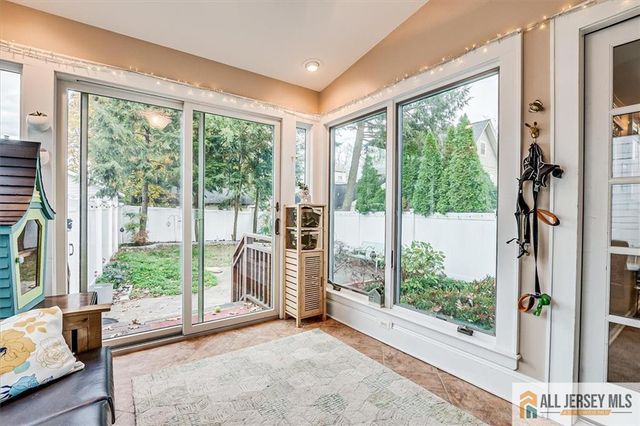 607 S 1st Avenue, Highland Park, NJ 08904