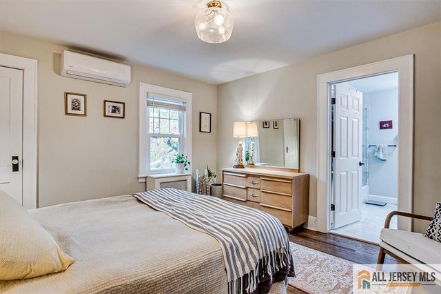 607 S 1st Avenue, Highland Park, NJ 08904