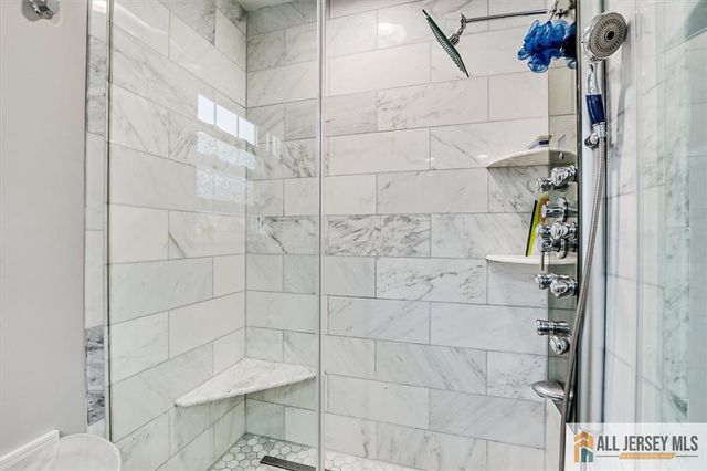 607 S 1st Avenue, Highland Park, NJ 08904