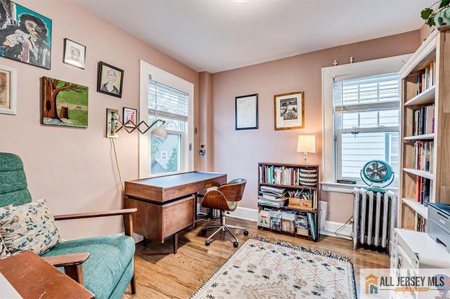 607 S 1st Avenue, Highland Park, NJ 08904