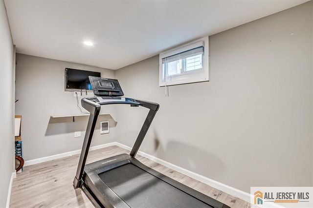 607 S 1st Avenue, Highland Park, NJ 08904