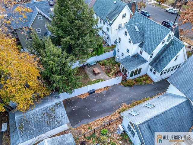 607 S 1st Avenue, Highland Park, NJ 08904