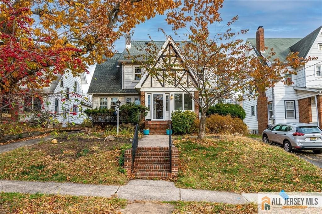 607 S 1st Avenue, Highland Park, NJ 08904