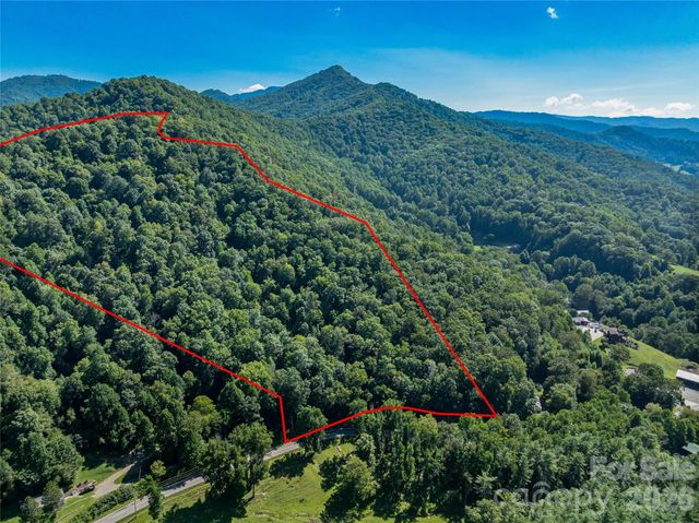 9999 Panther Creek Road B, Clyde, NC 28721
