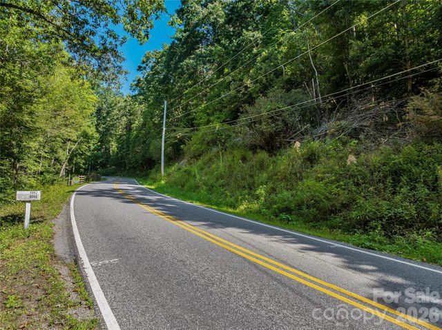 9999 Panther Creek Road B, Clyde, NC 28721